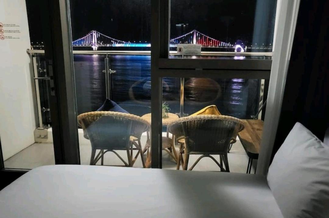 Gwangalli Grand Terrace Ocean View Пусан Екстериор снимка