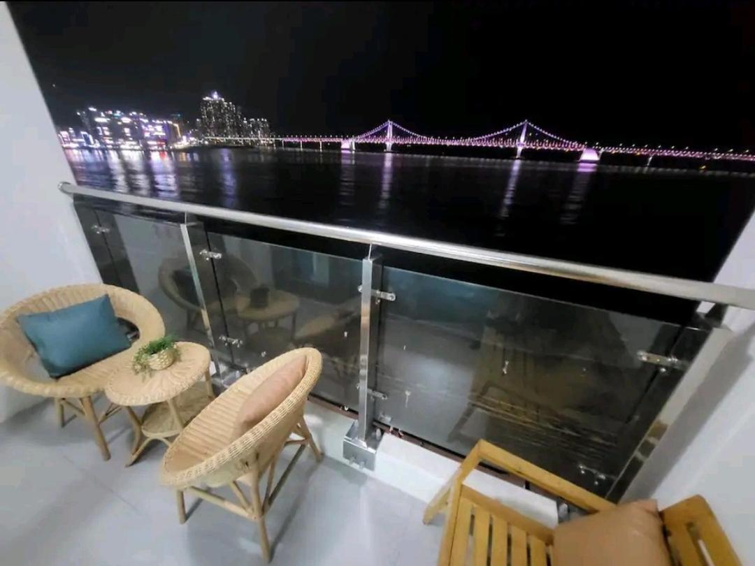Gwangalli Grand Terrace Ocean View Пусан Екстериор снимка